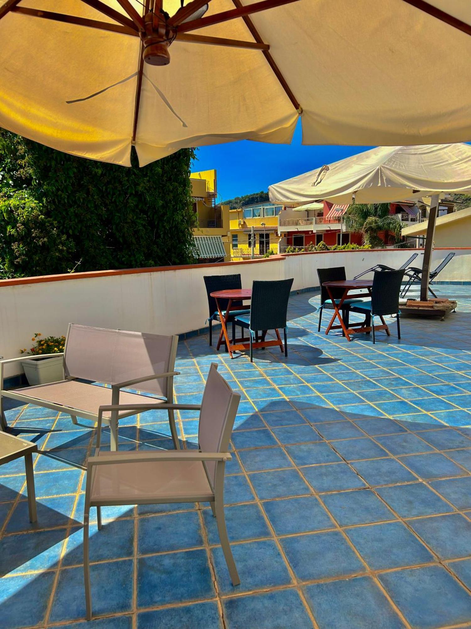 B&B Villa Rodriguez Milazzo Kültér fotó