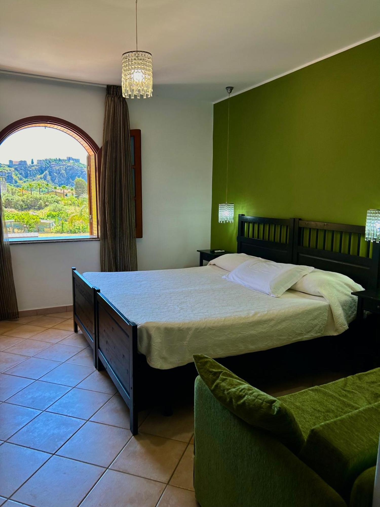 B&B Villa Rodriguez Milazzo Kültér fotó